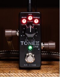 IK Multimedia AmpliTube TONEX ONE Compact AI Machine Modelled Tone Pedal