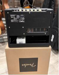 Used Fender Blues Junior IV Black (As New In Box)