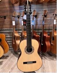Katoh Silk 45S Solid Top Classical Nylon String Guitar